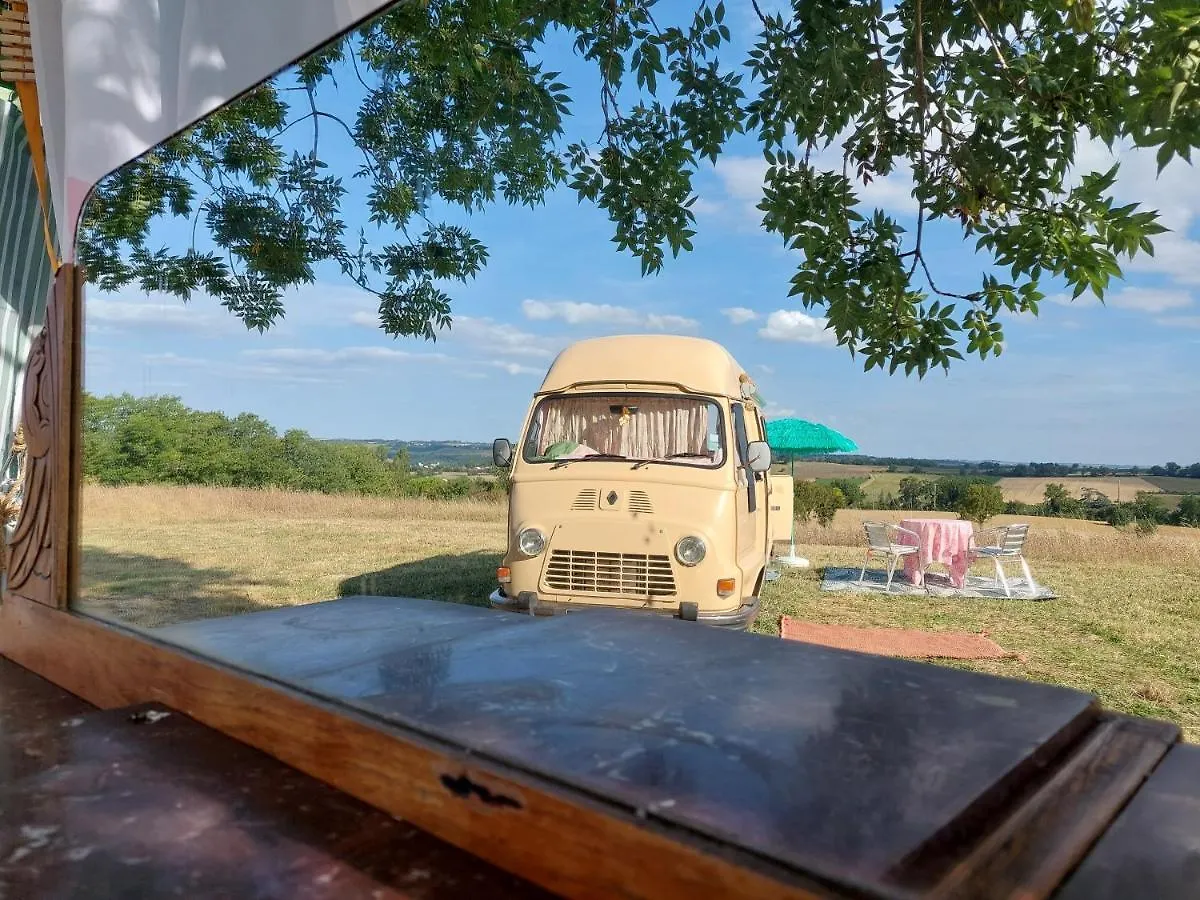 Lov' Estafette Hotel Condom 0*,